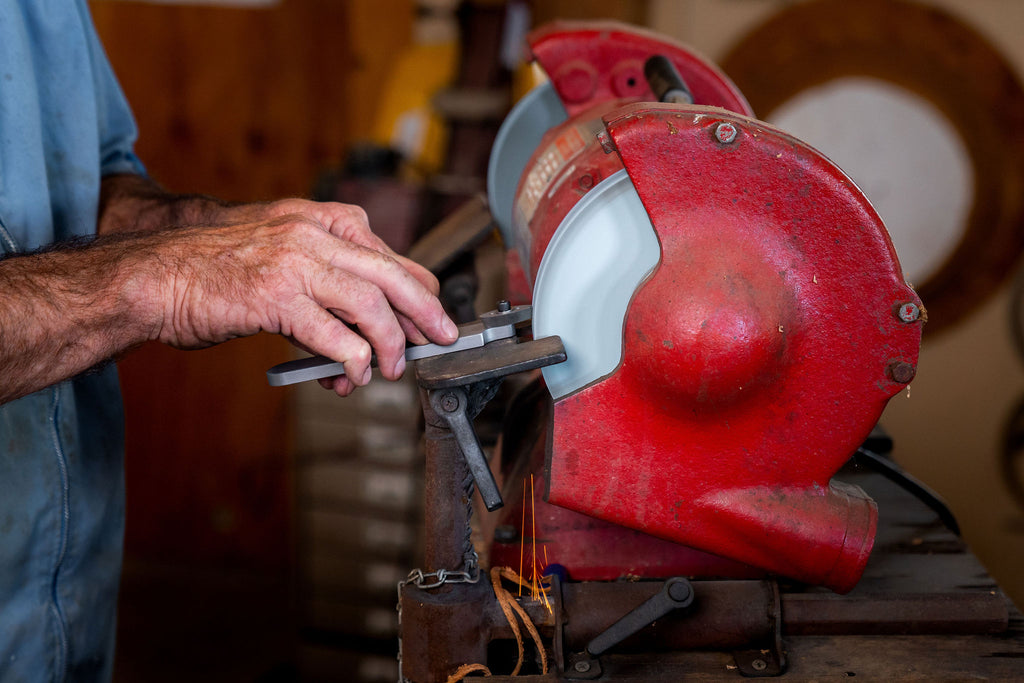 Grinding Fixture for Hollowing Cutters